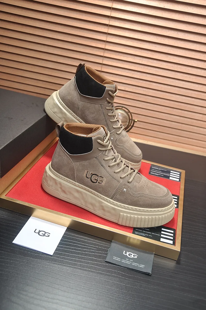 Men's shoes 💰640💶 [UGG] (full wool lining) top-end high-quality fur-in-one warm snow boots from Australia's warm luxury brand men's shoes, UGG-5877 official website synchronized, made of imported cowhide, carefully sewn...Imported rubber foam outsole (comfortable, soft, wear-resistant) The quality is really great...Exquisite workmanship, you can't put it down at first sight, available in sizes 39-44